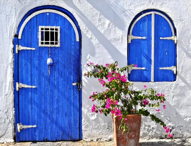 Feng Shui Door Facing